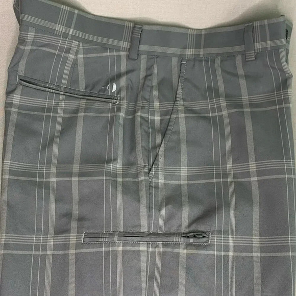Grand Slam Plaid Bermuda Golf Shorts Lightweight Activewear Size 34 Gray Silver - Picture 4 of 11
